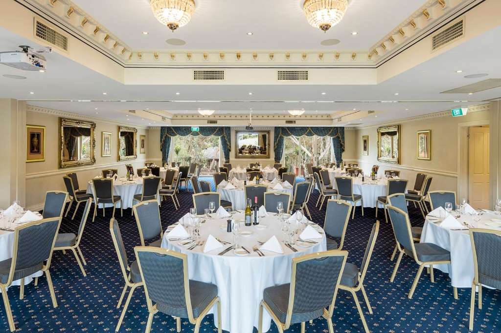 Canterbury International Hotel Forest Hill Facilities photo
