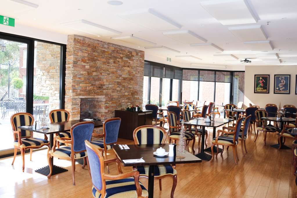 Canterbury International Hotel Forest Hill Restaurant photo